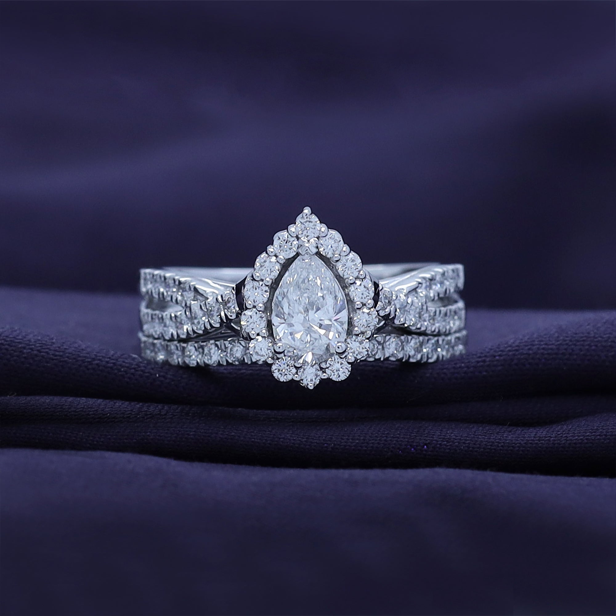 Pear & Round Shape Lab Grown Diamond Halo Engagement Bridal Set Ring - 1.00 CTW