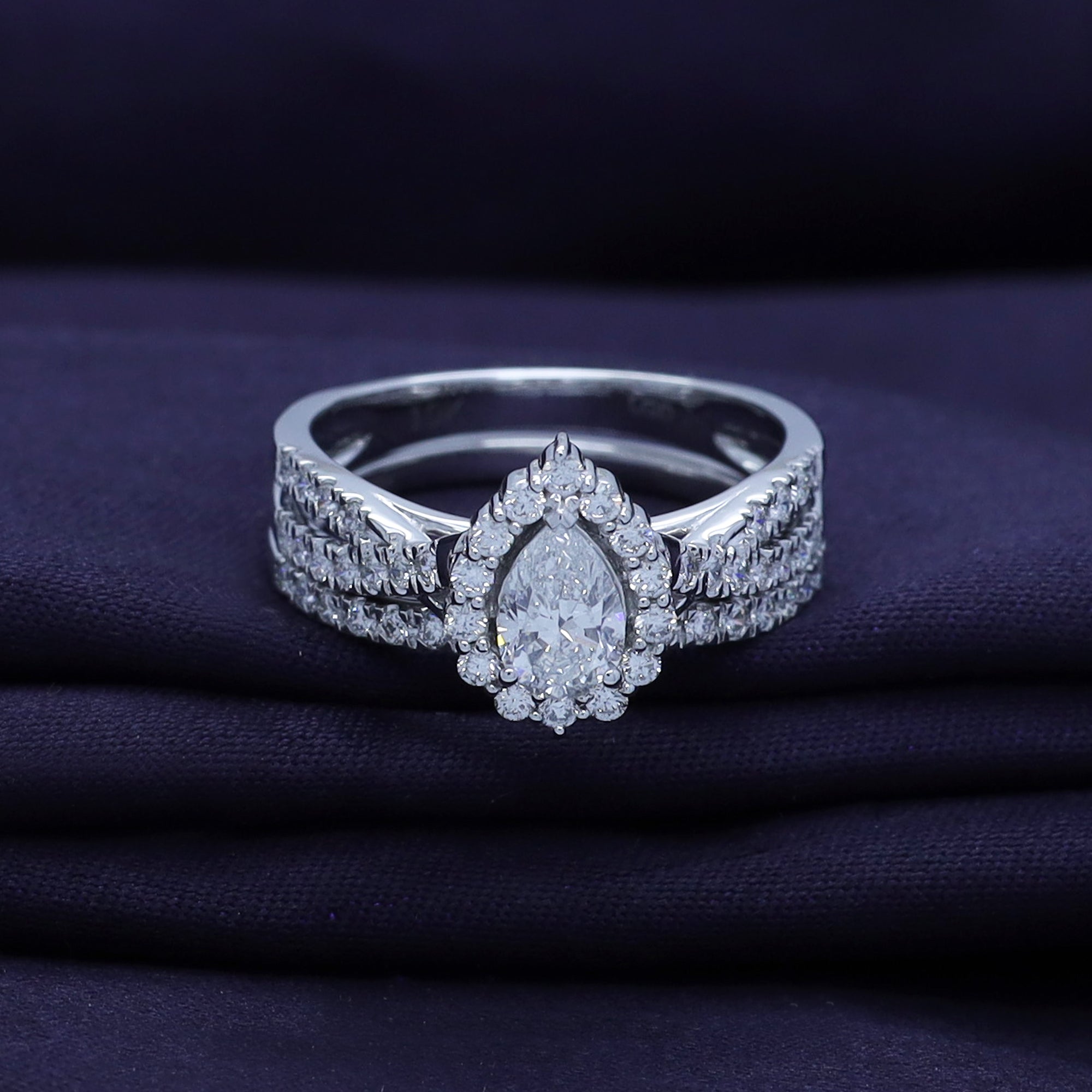 Pear & Round Shape Lab Grown Diamond Halo Engagement Bridal Set Ring - 1.00 CTW