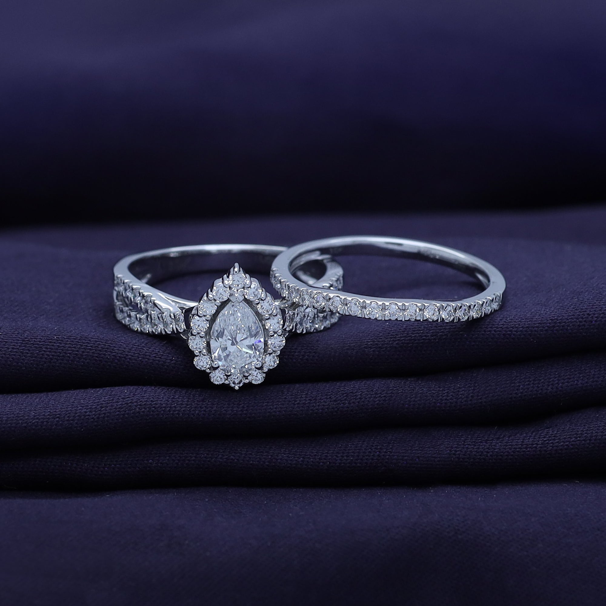Pear & Round Shape Lab Grown Diamond Halo Engagement Bridal Set Ring - 1.00 CTW