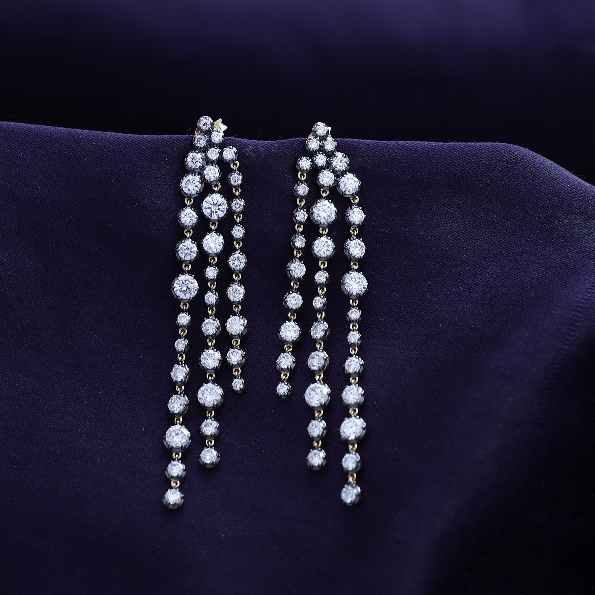 Tassel Earrings For Women, Round Shape Lab Grown Diamond Two Tone Tassel Earring